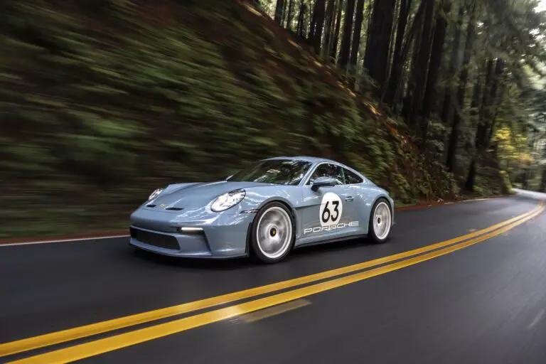 2024 Porsche 911 S/T strips down for driving commitment